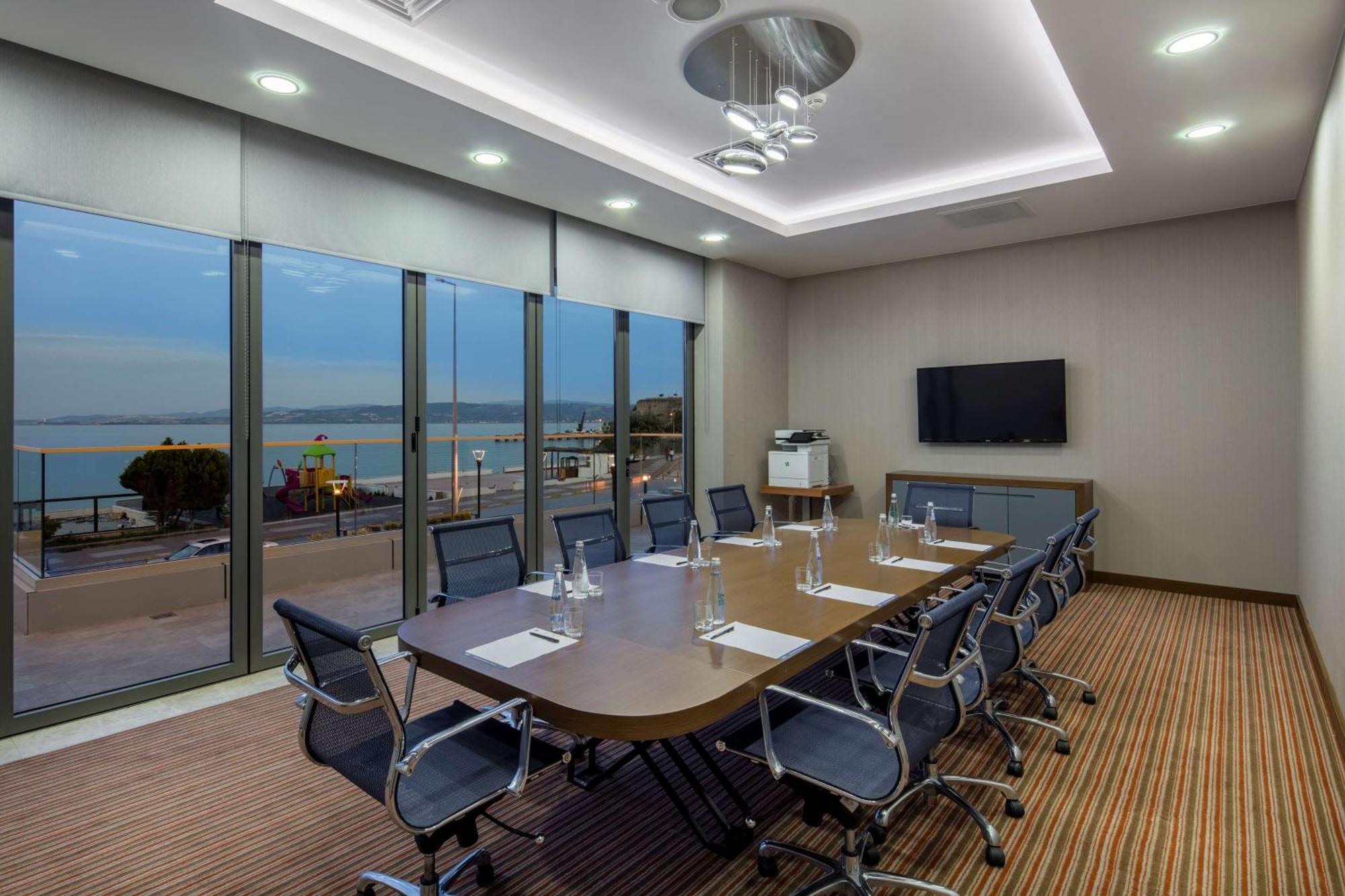 Hampton By Hilton Canakkale Gelibolu Ngoại thất bức ảnh